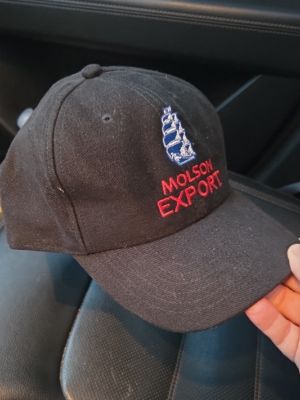 MOLSON EXPORT Black Embroidered Baseball Cap